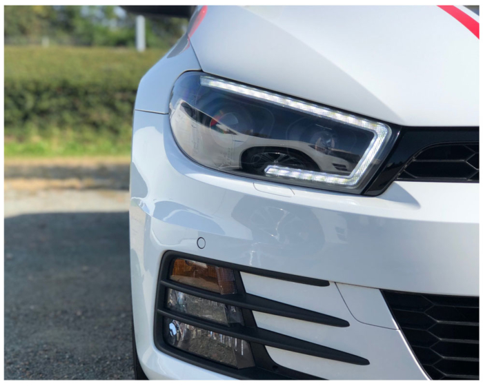 VW Scirocco 3 III 15-18 Faros diurnos LED intermitentes dinámicos negro para versiones halógenas