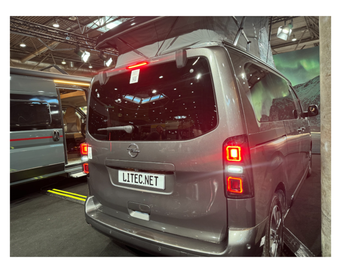 VOLL LED Rückleuchten mit Lightbar CITROËN Spacetourer V, Jumpy III Wohnmobil ab 2016 schwarz – Bild 8