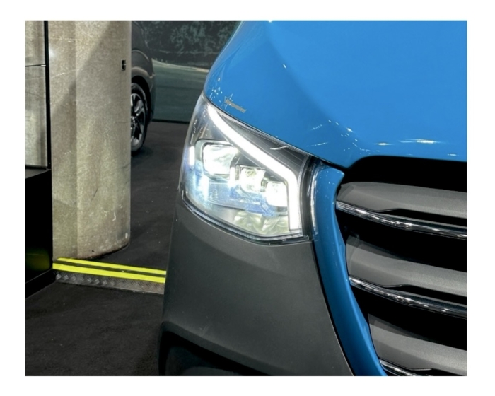 VOLL LED Tagfahrlicht Scheinwerfer Mercedes Benz Sprinter W907/910/Wohnmobile 2018+ schwarz mit dynamischem Blinker – Bild 6